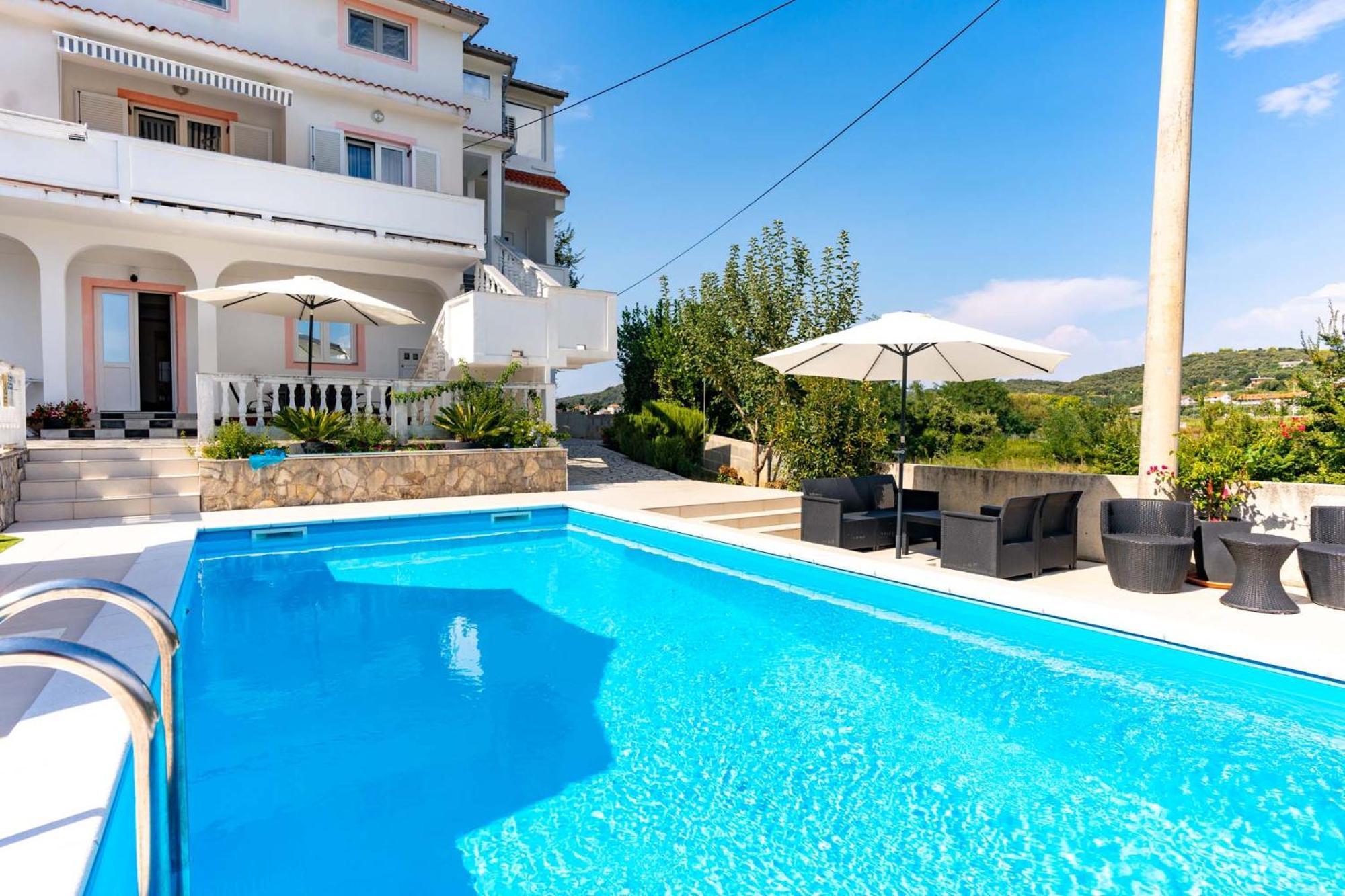 Apartments Lores Rab Town Esterno foto